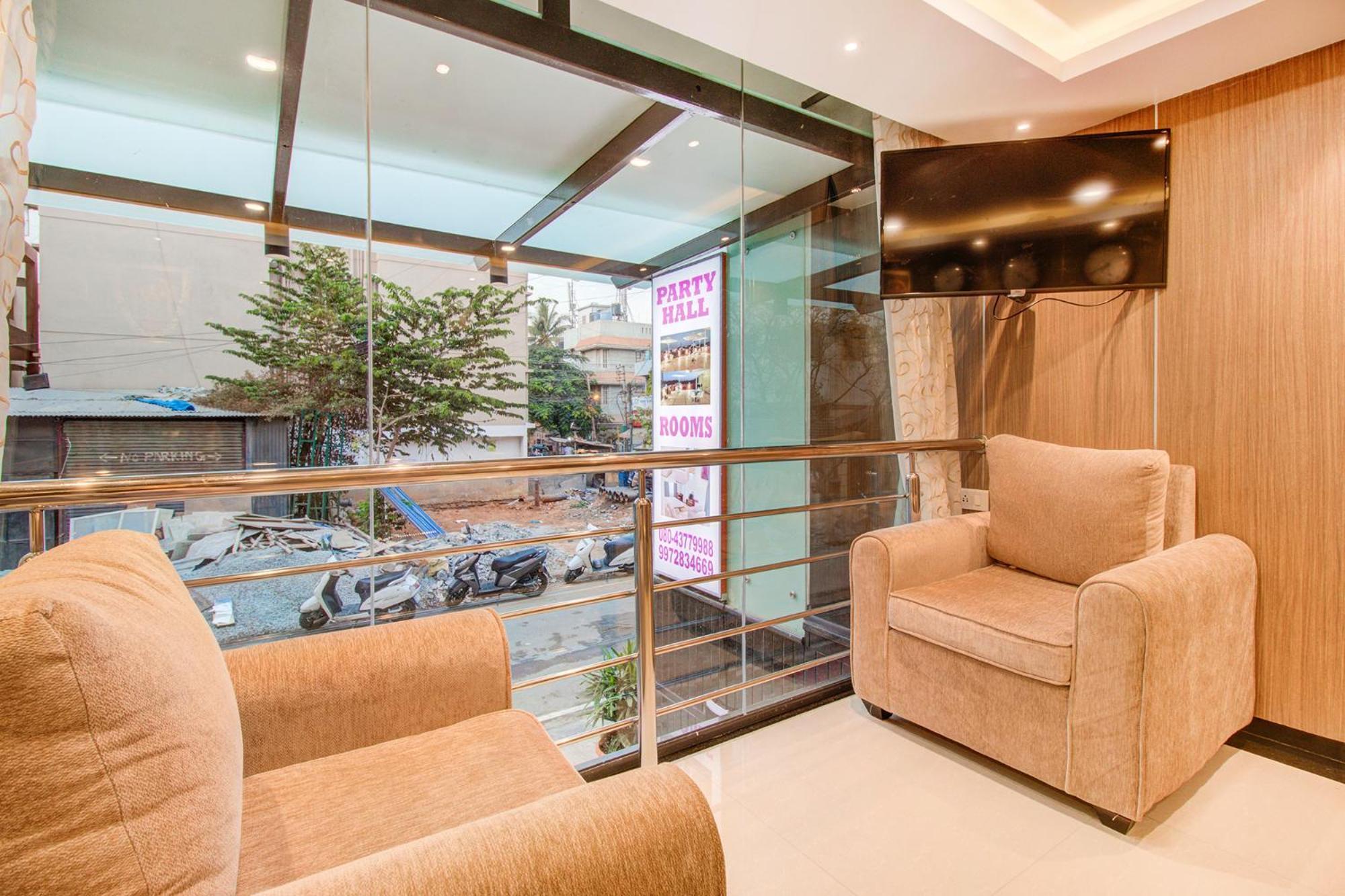 Fabhotel The Royal Suites - Nr Gopalan Innovation Mall Бенґалуру Екстер'єр фото