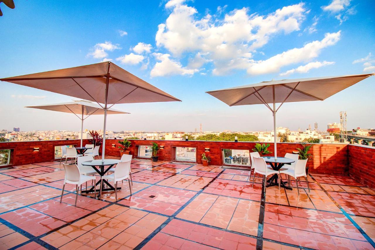 Fabhotel The Royal Suites - Nr Gopalan Innovation Mall Бенґалуру Екстер'єр фото