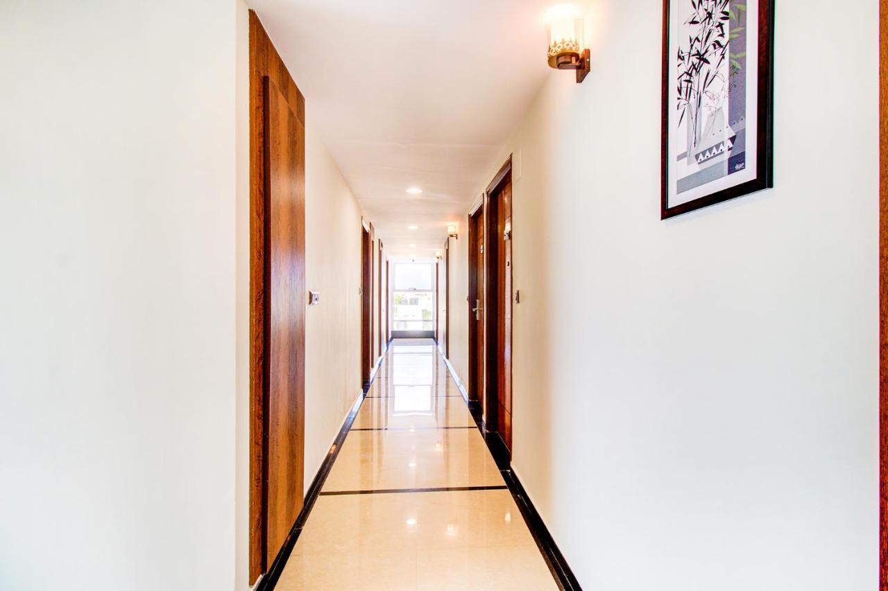 Fabhotel The Royal Suites - Nr Gopalan Innovation Mall Бенґалуру Екстер'єр фото